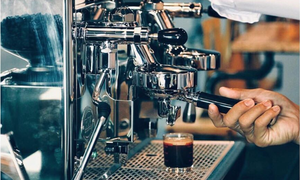 Hoe werkt een espressomachine?