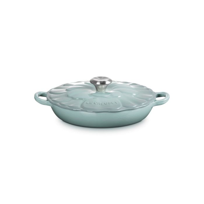 Le Creuset - CAMPAGNARD BLOESEM SIGNATURE - SEA SALT -26cm/ 2,2ltr