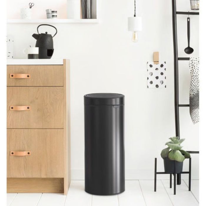 Brabantia Touch Bin New Prullenbak 30 Liter Zwart