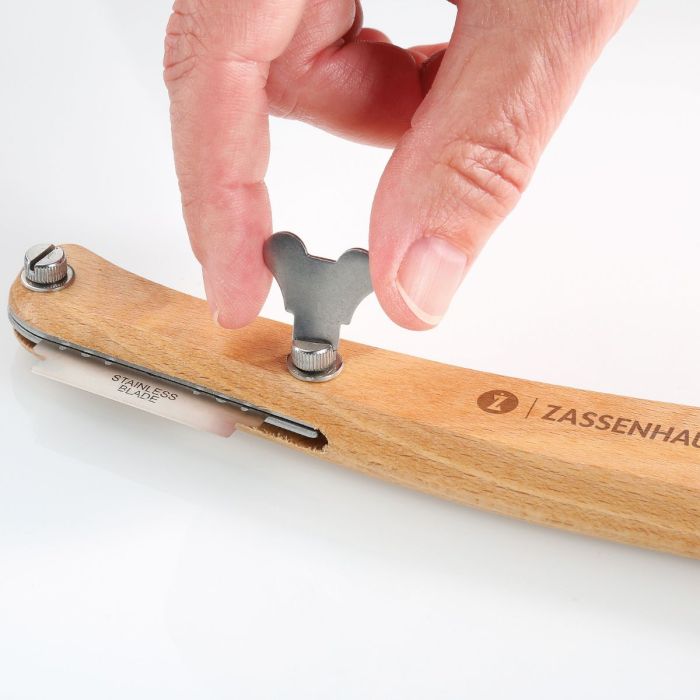 ZASSENHAUS DEEGMESJE, BEUK