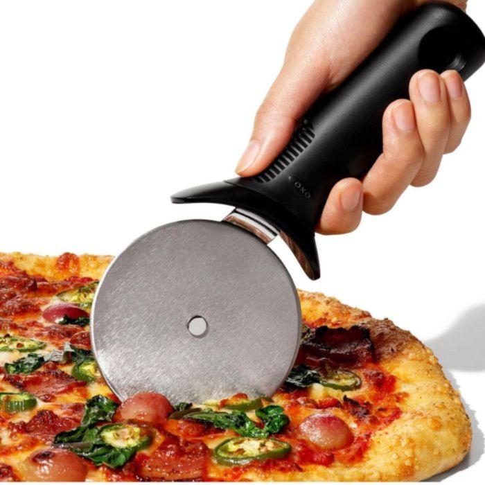 OXO PIZZASNIJDER 9CM