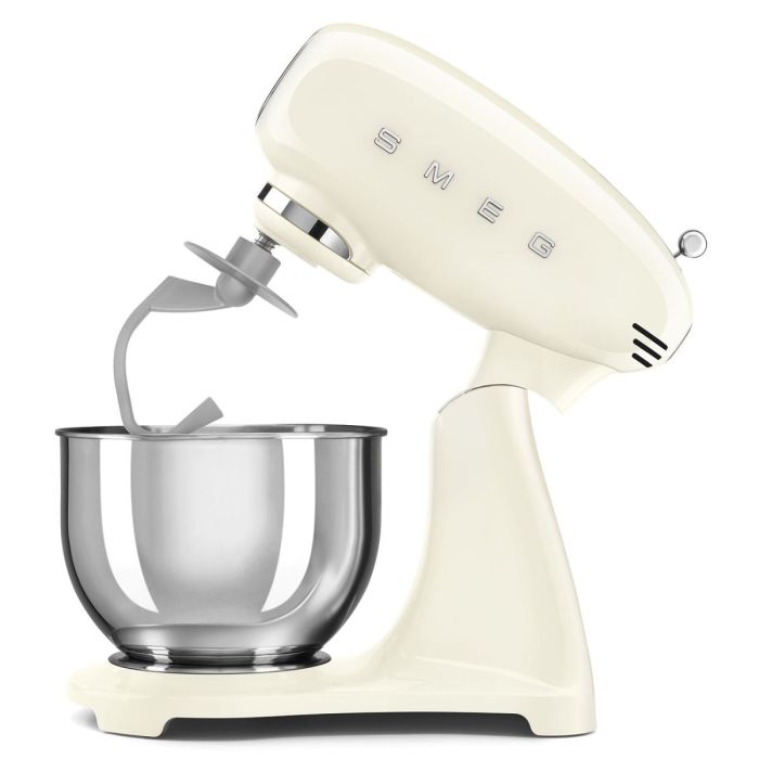 SMEG KEUKENMACHINE CREME FULL COLOR