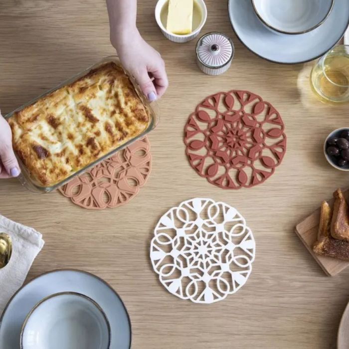 ONDERZETTER TRIVETILE 3ST BRUIN