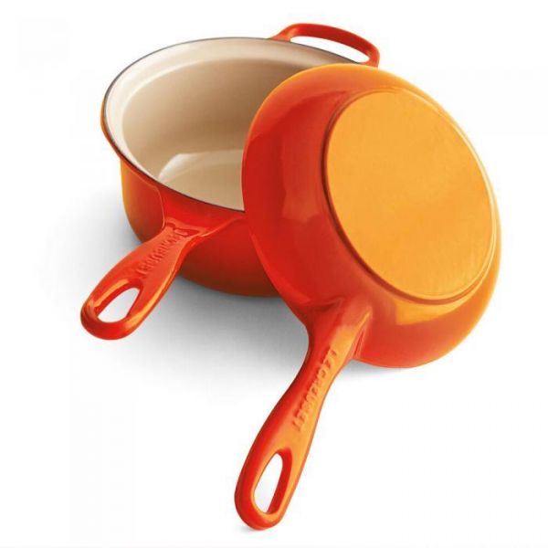 Betekenisvol silhouet Prooi Le Creuset 2 in 1 Koekenpan/Steelpan Oranjerood Ø 22 cm 2,3 liter –  Kookshop de Pepermolen.nl